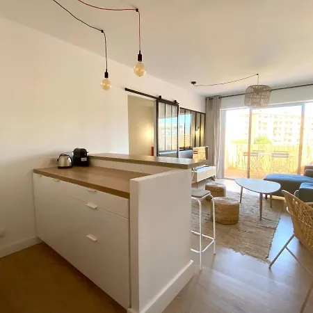 Superbe T2 Equipe Proche Centre Avec Parking