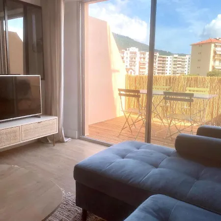 Superbe T2 Equipe Proche Centre Avec Parking Apartament Ajaccio (Corsica)