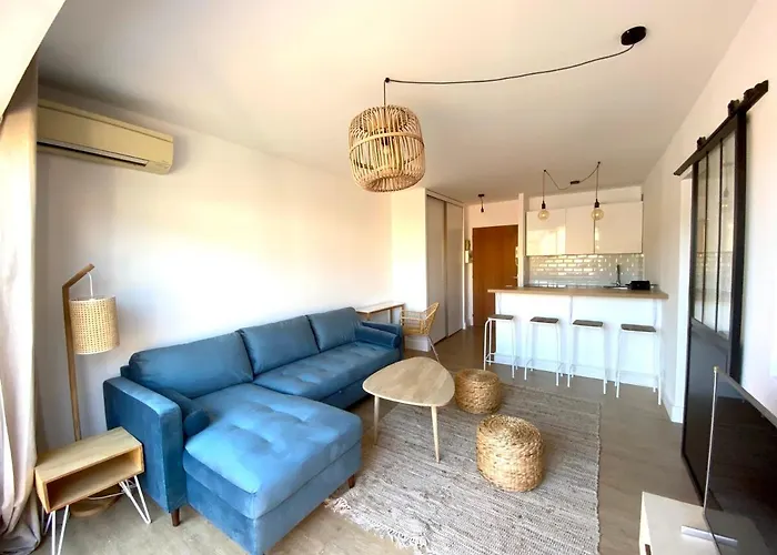 Superbe T2 Equipe Proche Centre Avec Parking *