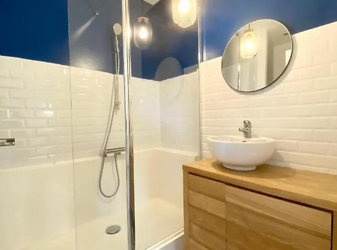 Lägenhet Superbe T2 Equipe Proche Centre Avec Parking Ajaccio (Corsica)