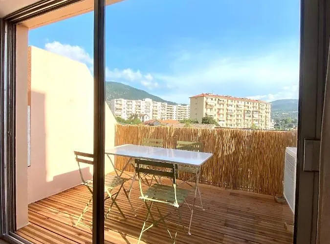 Superbe T2 Equipe Proche Centre Avec Parking *